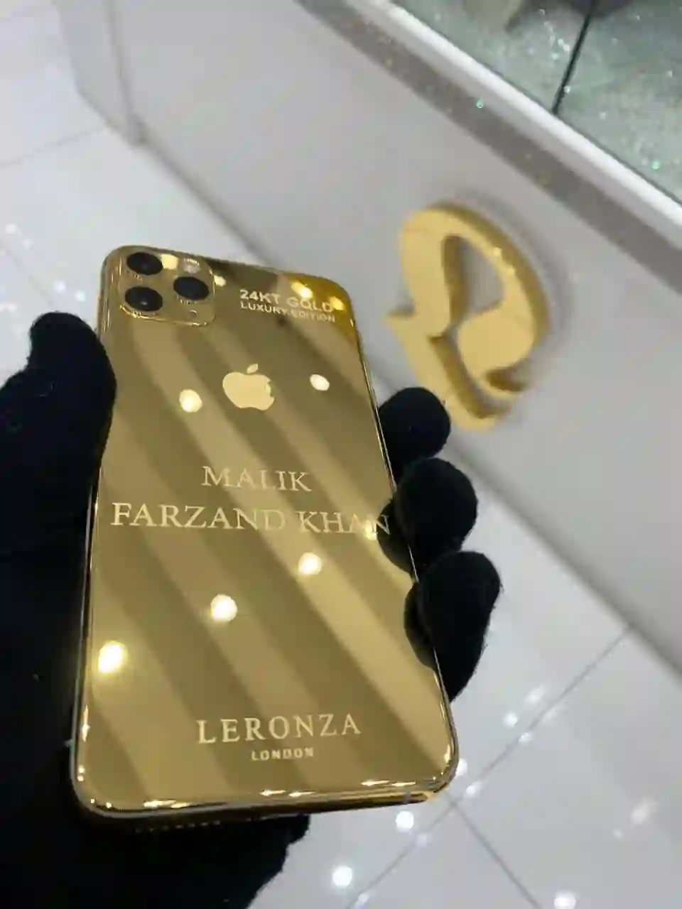 Gold phone 4