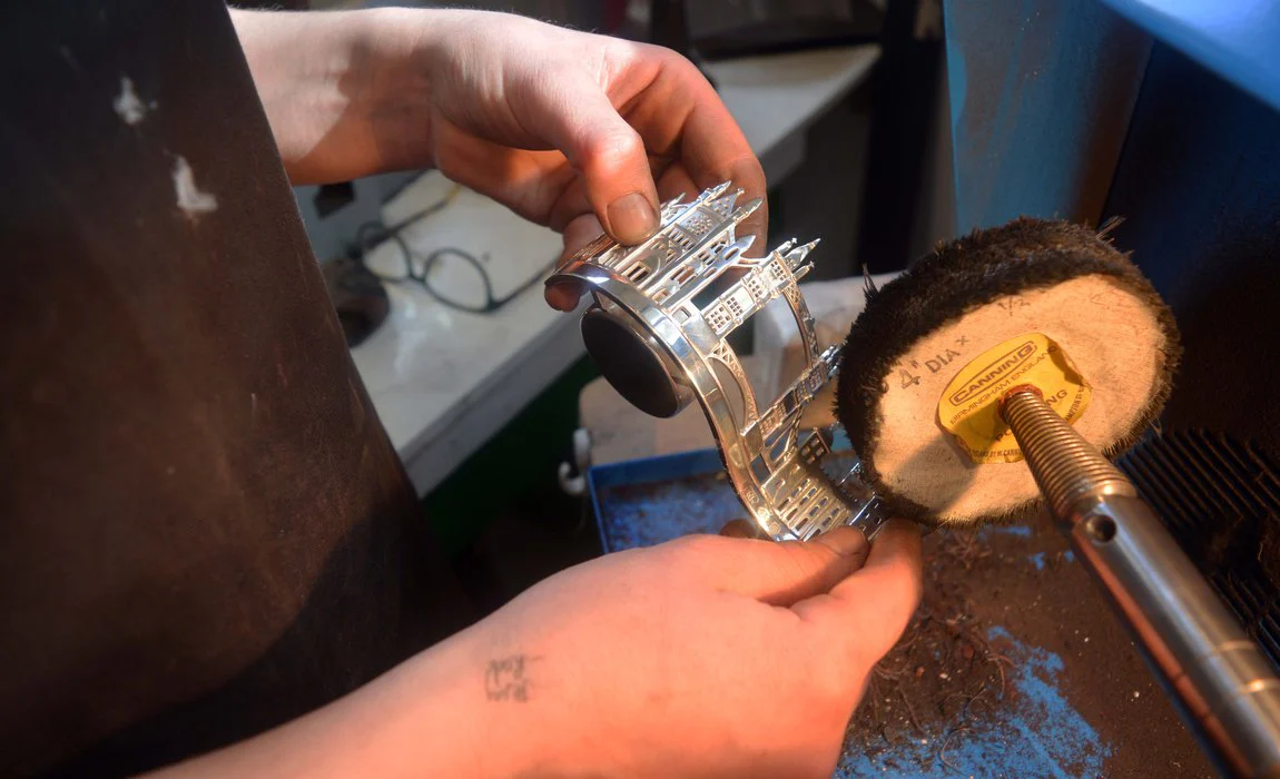 Leronza scaling image 3