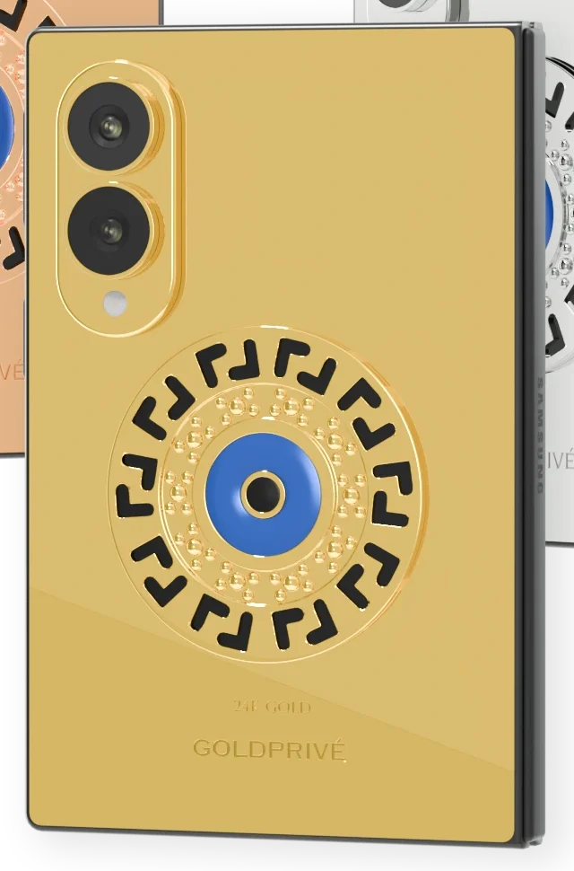 Meandros Blessing Eye Galaxy Z Fold8 close-up of the black Greek key border, dotted gold band and blue eye on a 24K Gold back