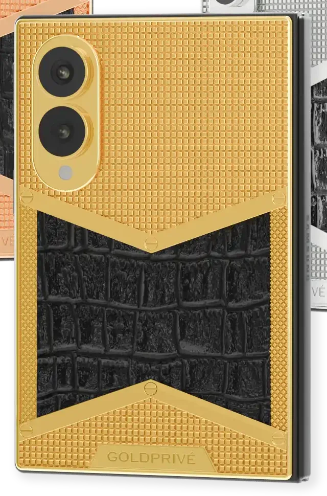 WildGrace Gold Galaxy Z Fold8 detail of the 24K Gold pyramid texture meeting black crocodile leather